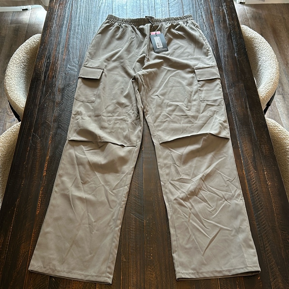 Prettylittlething Gray Cargo Pants